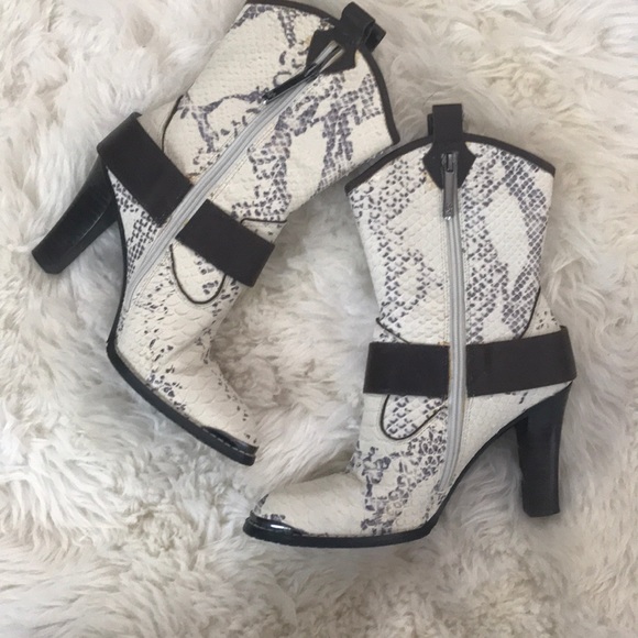 Rare Donald J Pliner boots - Picture 3 of 8